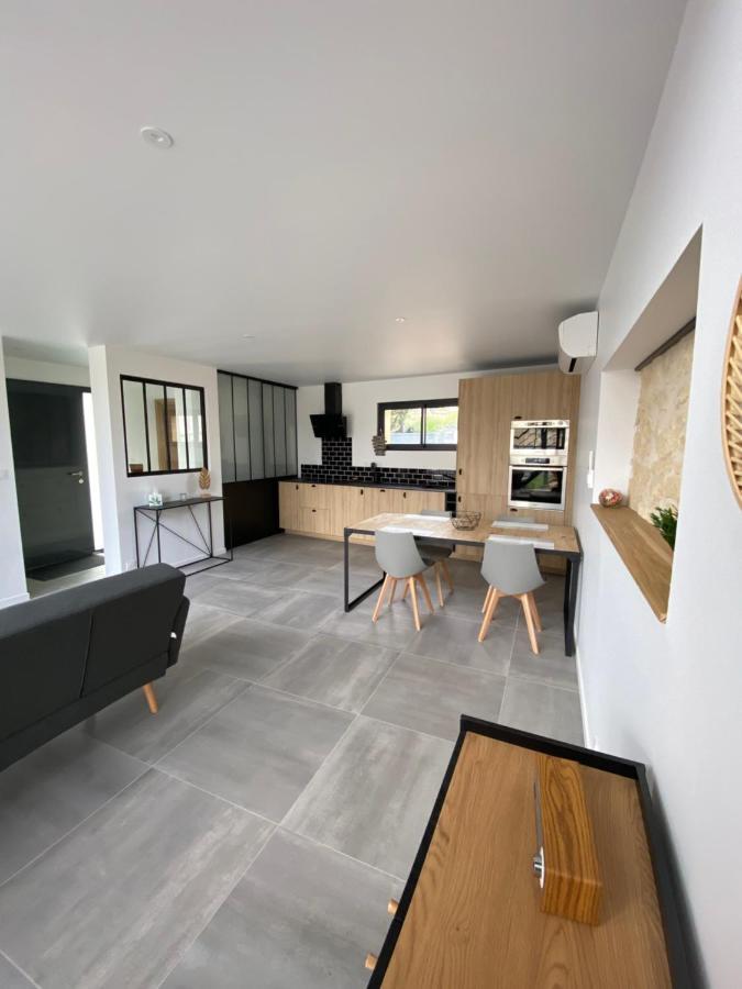 Magnifique Grange Avec Spa / Love Room Saint-André-de-Cubzac Esterno foto
